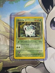 Pokémon TCG Nidoran Legendäre Sammlung 82 Normal Allgemein Neuwertig - Bild 1 von 3