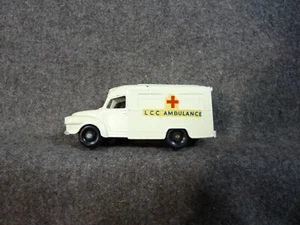 Vintage LESNEY MATCHBOX No. 14 Lomas Ambulance & No. 34 Volkswagen Caravette - Picture 1 of 11