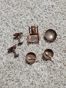 Six miniature copper metal pieces, bowls, ladel, pots, Chair Vintage - Picture 1 of 4