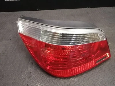 Driver Left Tail Light Red And Clear Lens Fits 04-07 BMW 525i 2069863 - Imagem 1 de 4