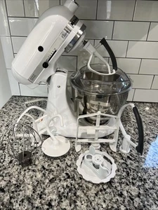 KitchenAid Miscelatore Classico Bianco Testa Inclinabile 4,5 qt Supporto con Attacchi - Foto 1 di 8