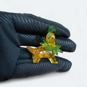 TOMY Pokemon BAYLEEF 1.5" Mini Figure CGTSJ Vintage Clear Translucent Nintendo - Picture 1 of 8