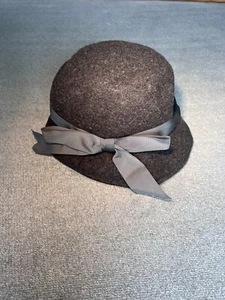 Toucan Collection New York, womens wool felt cloche hat - Picture 1 of 3