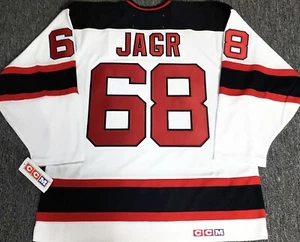 VINTAGE-NWT-MEDIUM JAROMIR JAGR NJ DEVILS WH/ROAD CCM NHL LICENSED HOCKEY JERSEY - Picture 1 of 8