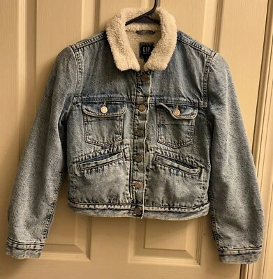 Chaqueta vaquera GAP para niños forrada Sherpa azul denim talla XL (12) USADA EN EXCELENTE ESTADO Foto 1 de 4