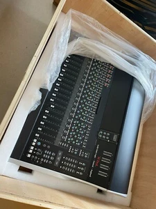 Mixer sunet Solid State Logic - XL - Desk Console Complete Unloaded - Picture 1 of 2