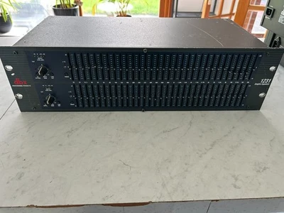 DBX 1231 Equalizer - Image 1 of 4