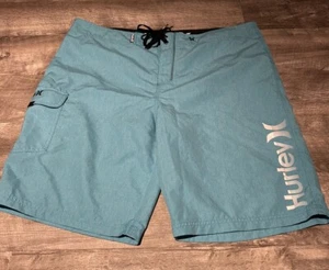 Hurley Men’s Board Shorts Size 38 In EUC Light Blue - Picture 1 of 6