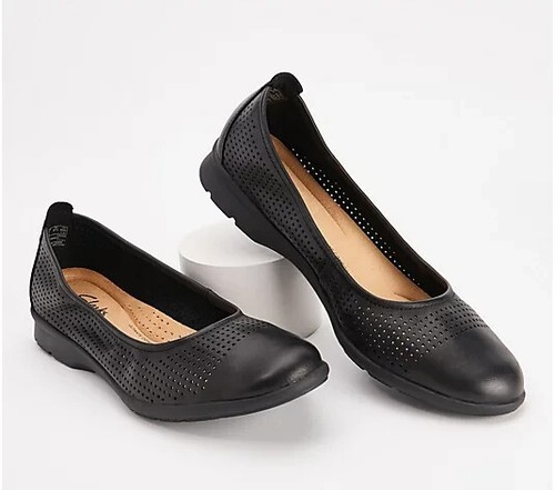 Ballerine Clarks Collection in pelle traforata Jenette Ease Nero 8M NUOVE A464934