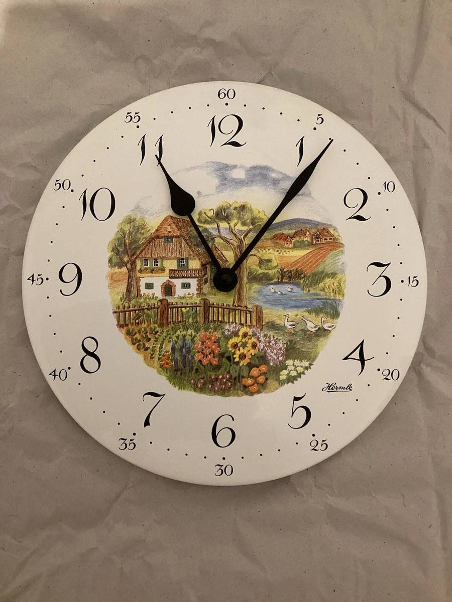 Hermle Bahnhofsuhr 30471-362100 – Quarz, Rotes Zifferblatt, Made In Germany, Wanduhr Klassiker