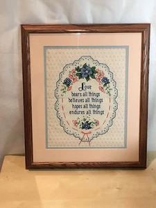 VINTAGE NADELSPITZE MIT INDIVIDUELLEM RAHMEN EIN SPRUCH ÜBER DIE LIEBE MIT EINZIGARTIGER NÄHTE - Bild 1 von 7