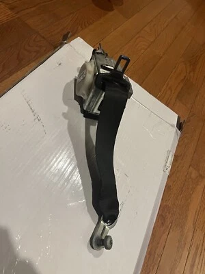 06-08 BMW 335i E90 Sedan Rear Right Passenger Side Seat Belt Retractor Black OEM - Image 1 of 4