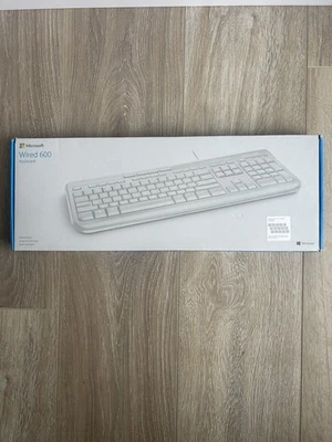 Microsoft Wired USB Keyboard 600 UK QWERTY Spill Resistant Quiet Keys in White - Image 1 of 4