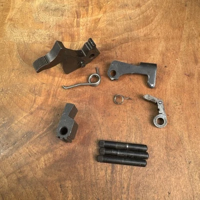 H&R New England Topper Pardner SB1 SB2 NEF Barrel Catch Striker Lifter Pins-Q33 - Image 1 of 4