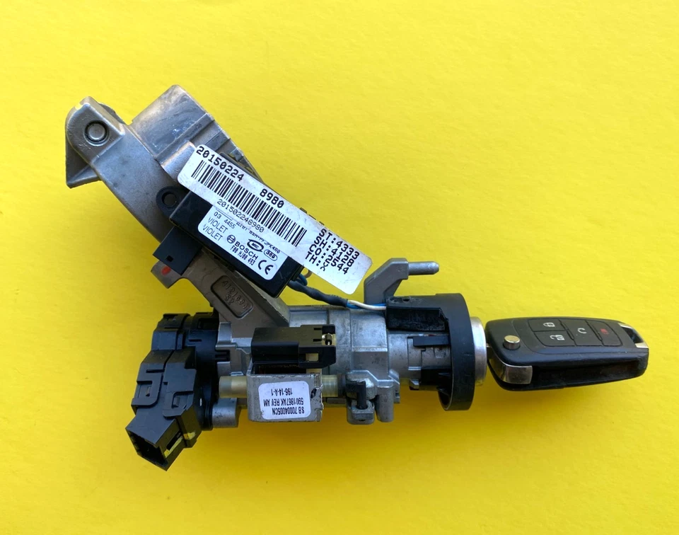 2013-2016 BUICK ENCORE IGNITION SWITCH LOCK W/ KEY & IMMOBILIZER OEM 95422544 - Image 1 of 4