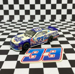 *LOOSE* NASCAR Hot Wheels 2001 Joe Nemechek Oakwood Homes Chevy Monte Carlo 1/64 - Picture 1 of 5