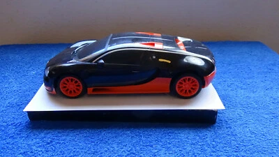 RARO ** Bugatti R/C 11"L por 4.75"W y 3"T sin control remoto Foto 1 de 4