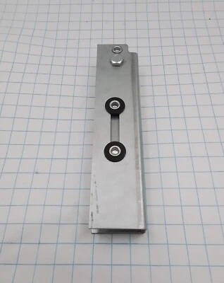 VIKING HINGE RECEIVER RIGHTY HAND PC020221 FROM VEDO5302SS - Image 1 of 3