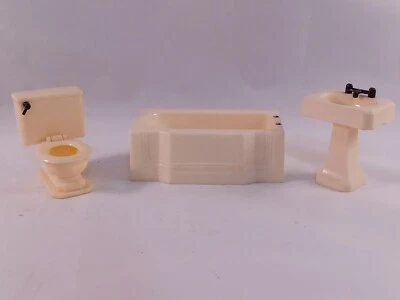 Juego de baño de plástico vintage para casa de muñecas Renwal bañera pedestal fregadero inodoro marfil Foto 1 de 4