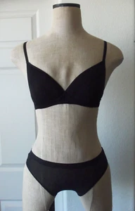 Hanro TEMPTATION 71040 Black Soft Cup Spacer Bra 32C & 71039 Bikini XS - Picture 1 of 10