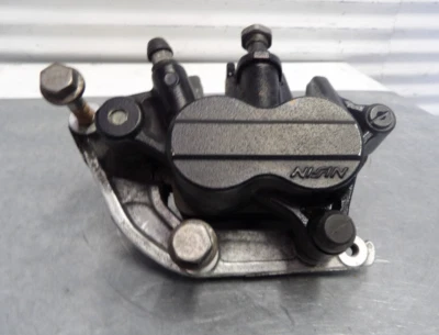 09-16 Triumph Bonneville T100 front left brake caliper assembly T2026272 - Image 1 of 4