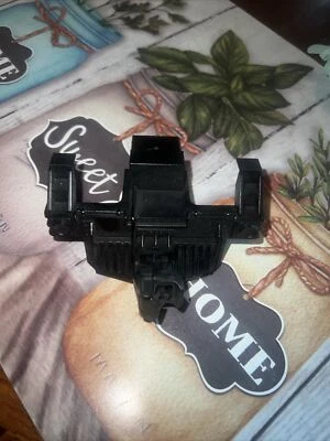 LIONEL Large Scale G Scale 8-85102 COWCATCHER With Front Coupler - Image 1 of 3