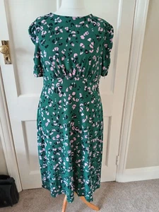 Simply Be Midi Dress, Short Sleeve, Green Animal Print. Size 18. BNWOT - Picture 1 of 7