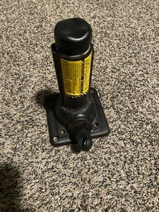 2005 -2022  TOYOTA TACOMA EMERGENCY BOTTLE JACK 09111-04040  OEM - Picture 1 of 5
