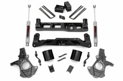 Rough Country 5in GM Lift Kit w/N2.0 14-18 1500 PU 2WD Aluminum/Stamped Steel - Image 1 of 3