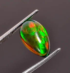 Schwarzer Äthiopischer Opal Birnenform Vollfeueropal Loser Edelstein 2,45 Ct. 13X7X4 mm - Bild 1 von 4