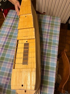 Soleil Royale- modellino da terminare- vendo la nave insieme ai fascicoli - Immagine 1 di 4