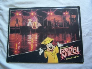 Vintage 1981 DISNEYLAND GRAD NITE SOUVENIR PROGRAM - Picture 1 of 2