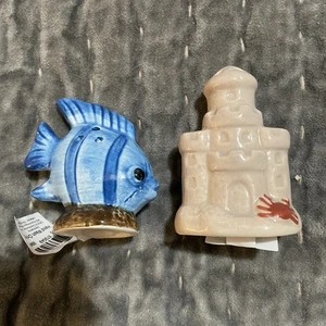 Cracker Barrel Blue Angelfish and Sandcastle Mini Salz und Pfefferstreuer Set* - Bild 1 von 4