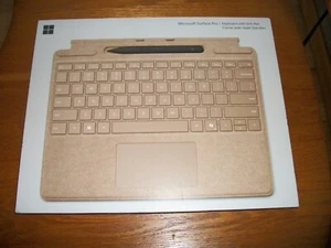 Microsoft Surface Pro - KEYBOARD WITH PEN -CLAVIER (TAN) - Picture 1 of 1