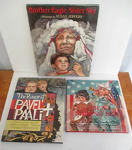 Lot of 3 Children's Illustrated Hardcover Books in DJ - Picture 1 of 3