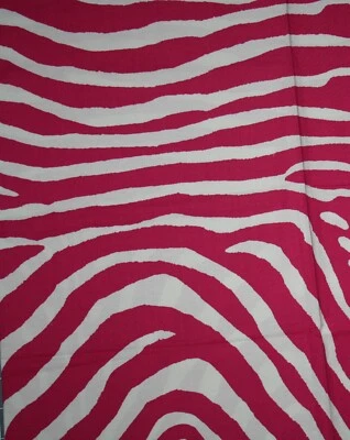 cotton quilting fabric 18" Jennifer paganelli  laura lee zebra hot pink - Image 1 of 2