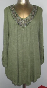 NWT Bobeau Lizard Green Beaded Top Womens Size 2X Chest 42 V-Neck 220-33027 - Picture 1 of 6