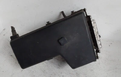 Dodge Dakota 2008 OEM caja de fusibles delantera módulo de relé (P3882) Foto 1 de 4