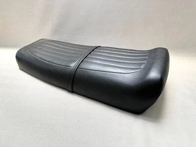 Asiento de motocicleta Suzuki GS750 B C E 1977-1979 negro estilo clásico bandeja de metal. GS750 Foto 1 de 4