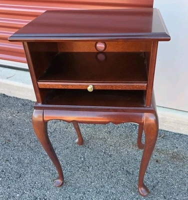 Móveis vintage Bombaim Queen Anne telefone mesa mogno - Imagem 1 de 4