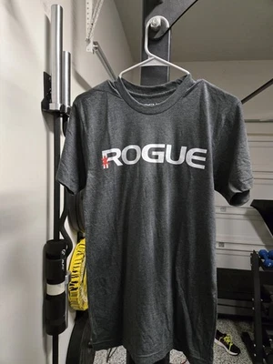 ¡NUEVO! Camisa de Fitness Rogue para Hombres PEQUEÑA Negra Hecha en Estados Unidos Crossfit  Foto 1 de 4
