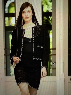 CHANEL 26C NUEVO NEGRO Traje de baño de una pieza DORADO CC LOGO FORRO FR40-FR38 Foto 1 de 4