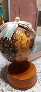 Walmart 35th Anniversary Barbie Decoupage Ornament Includes Wooden Stand - Bild 1 von 7