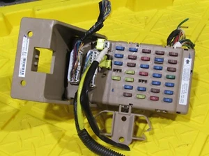 2005-2009 Subaru Outback 2.5L OEM fuse panel block box 05 06 07 08 09 - Picture 1 of 5