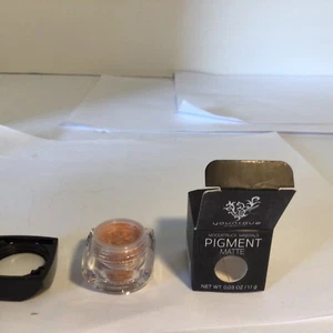 Younique Moodstruck Minerals pigmento opaco (GIDDY) ombretto colore 0,03 oz - Foto 1 di 6