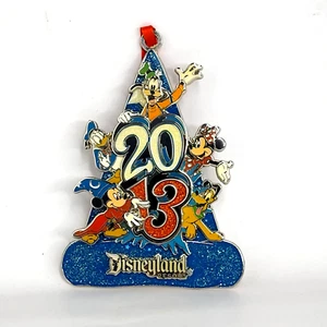 Disneyland Enamel on Metal Mickey & Friends Christmas Tree Ornament 2013 - Picture 1 of 7