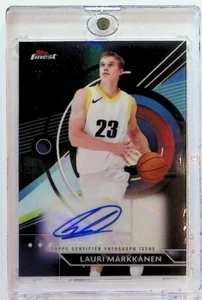 2023-24 Finest Autographs Black Refractors #FALM Lauri Markkanen Auto 07/25 - Picture 1 of 2
