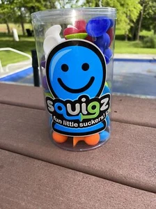 Fat Brain Toy Squigz FUN LITTLE SUCKERS Starter Set 24 Piece - Picture 1 of 4