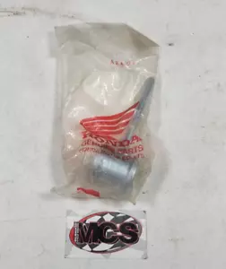 *NOS* HONDA Elsinore (CR 80 R) OEM Rear wheel drive chain adjuster - Picture 1 of 2