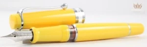AURORA LIMITED EDITION OPTIMA YELLOW FOUNTAIN PEN WITH FLEXIBLE FINE NIB SUPERB! - Picture 1 of 8